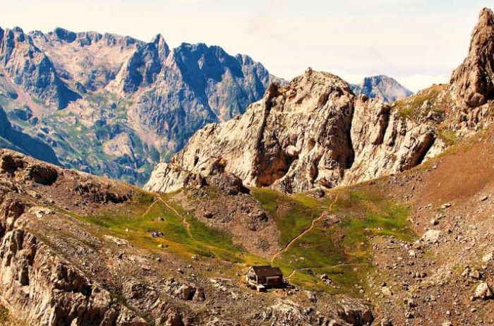 ascensiones-trekkings-picos-europa-principal ascensiones-trekkings-picos-europa-principal