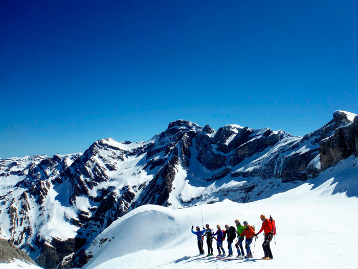 Alta-ruta-del-Pirineo-central-(Huesca)-esqui-principal Alta ruta Panticosa-Vignemale en esquís de travesía con guía de montaña. Summa Mountain Guides