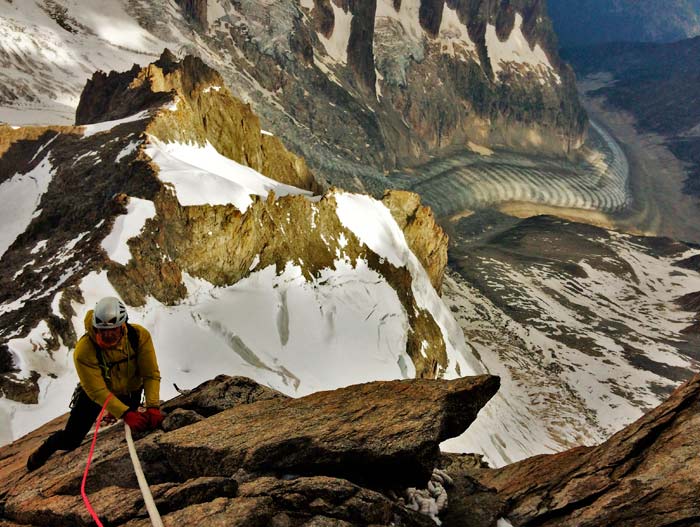 Alpes. Escalada del Diente del Gigante y Aiguille du Rochefort con guía de montaña. Alpinismo estival en Chamonix. Summa Mountain Guides