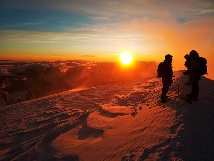 MONT-BLANC-EXPRESS-PRINCIPAL Alpes. Ascensión al Mont Blanc 4810m con guía de montaña. Summa Mountain Guides