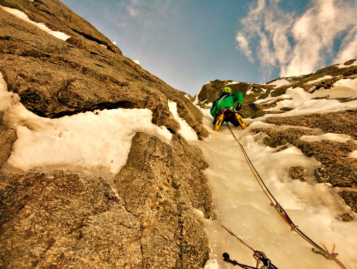 alpinismo-invernal-NIVEL-AVANZADO-principal