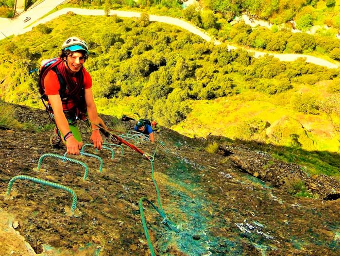 escalada-deportiva-foto-principal-principal Vías ferratas con guía de montaña. Summa Mountain Guides