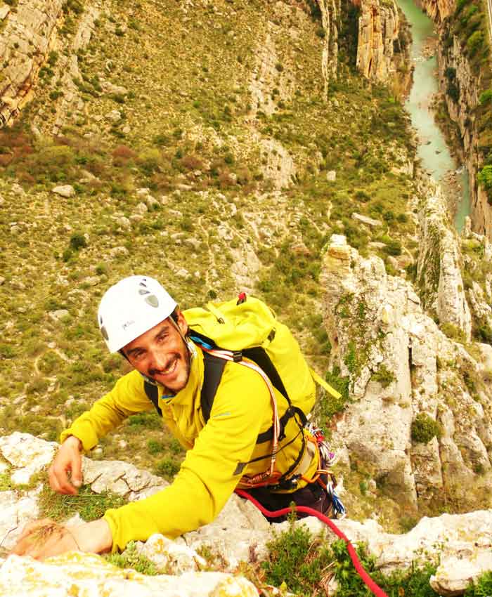 ferrata-santo-cristo-PRINCIPAL Vía ferrata del Santo Cristo en Olvena con guía de montaña. Summa Mountain Guides