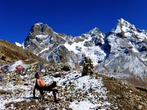 APERTURA DE «MUKTI». SHARUMGA TOWER, 5200M. HIMALAYA. INDIA. POR PABLO RUIZ Y ALBERTO URTASUN. SUMMA MOUNTAIN GUIDES.