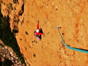 ESCALADA DE VIAS DE VARIOS LARGOS. SUMMA MOUNTAIN GUIDES