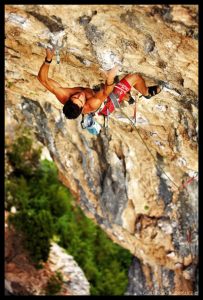 ESCALADA DEPORTIVA EN RODELLAR. SUMMA MOUNTAIN GUIDES