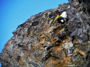 PABLO-RUIZ-APERTURA-NO-TOMORROW-L2-M7-V-90º-SUMMA-MOUNTAIN-GUIDES