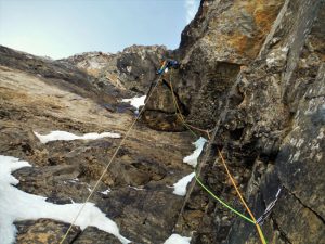 RESEÑA DE "SHIMA" APERTURA DE ESTA VIA POR PABLO RUIZ Y JESUS IBARZ EN EL PABELLON 2702M, SIERRA DE PARTACUA, HUESCA